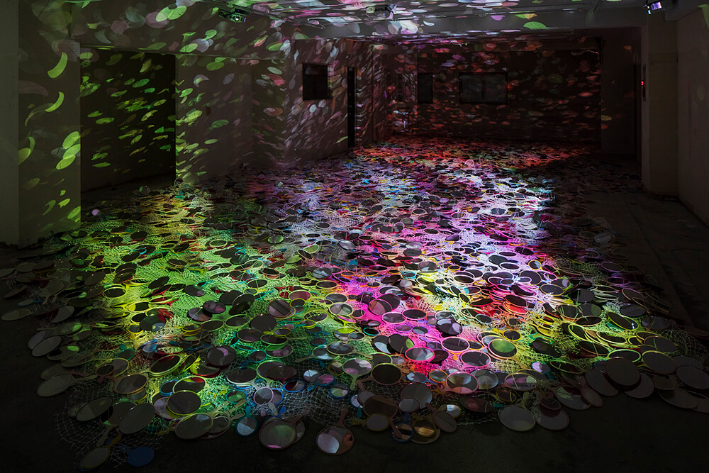 鬼頭健吾_ghost-flowers_撮影_木暮伸也